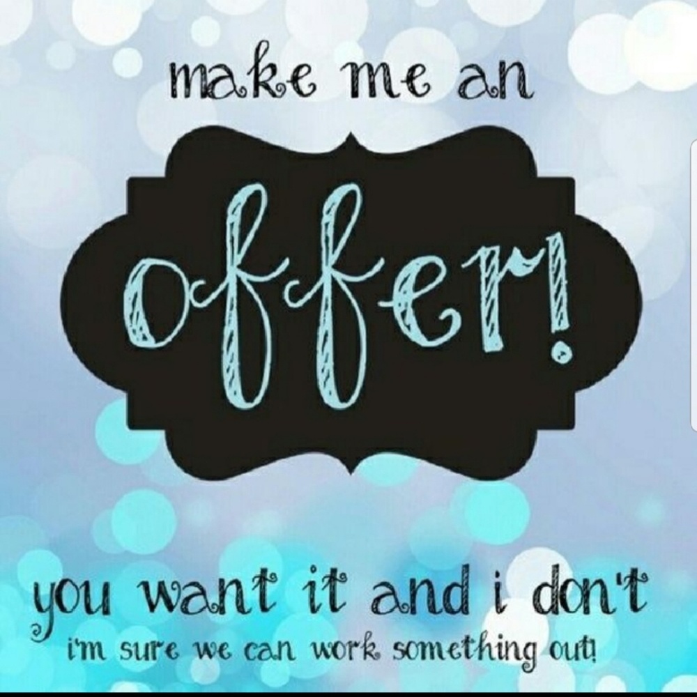 I love shipping bundles!!! Let's a deal!